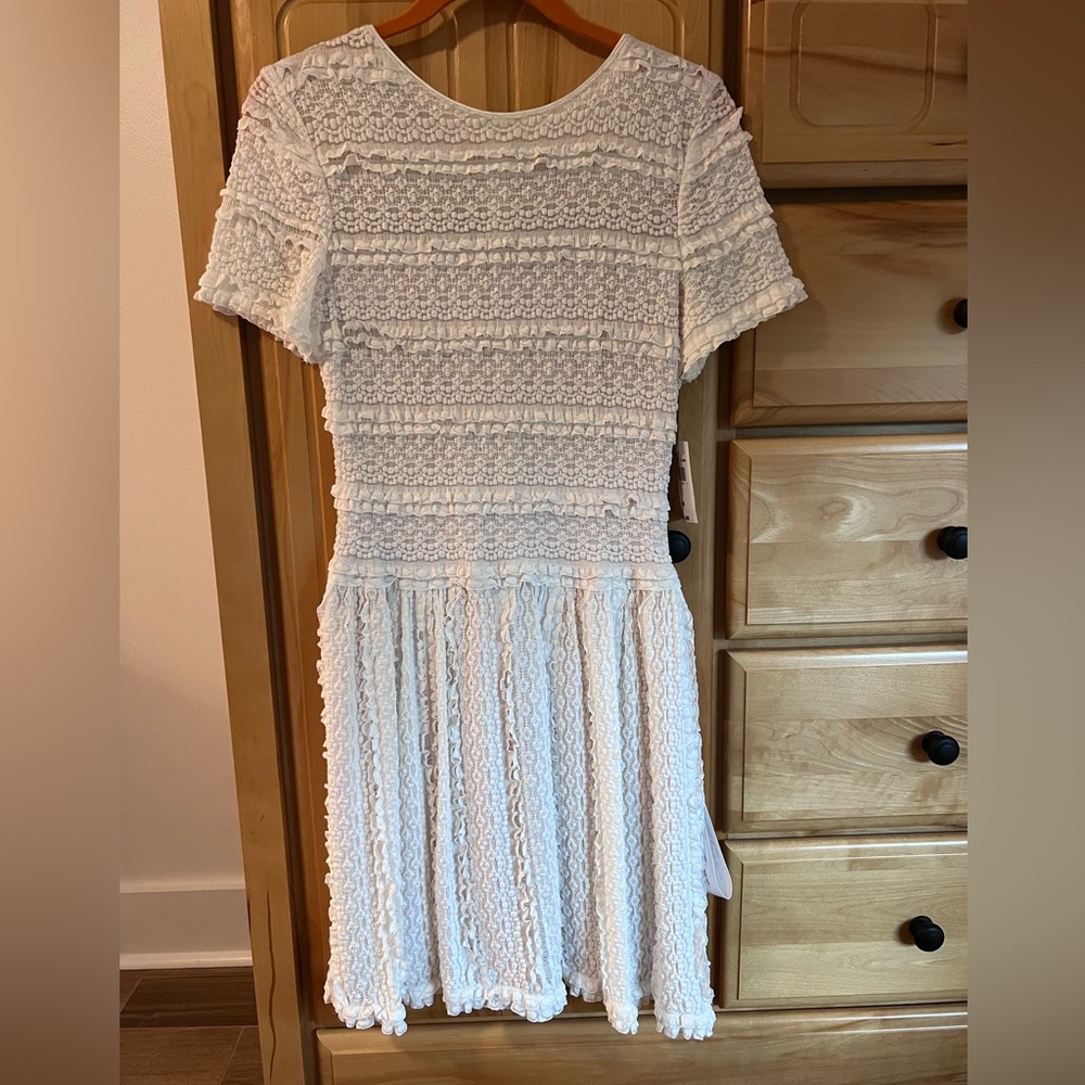 New with Tags SHO Tadashi Shoji White Lace Dress